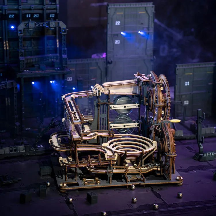Éjszakai Város - 3D mechanikus golyópálya - Makett Kuckó