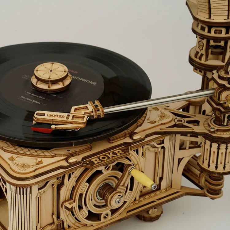 Gramophone - 3D Fa Puzzle ( zenélő ) - Makett Kuckó