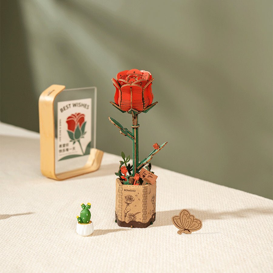 Vörös Rózsa - 3D Fa puzzle - Makett Kuckó