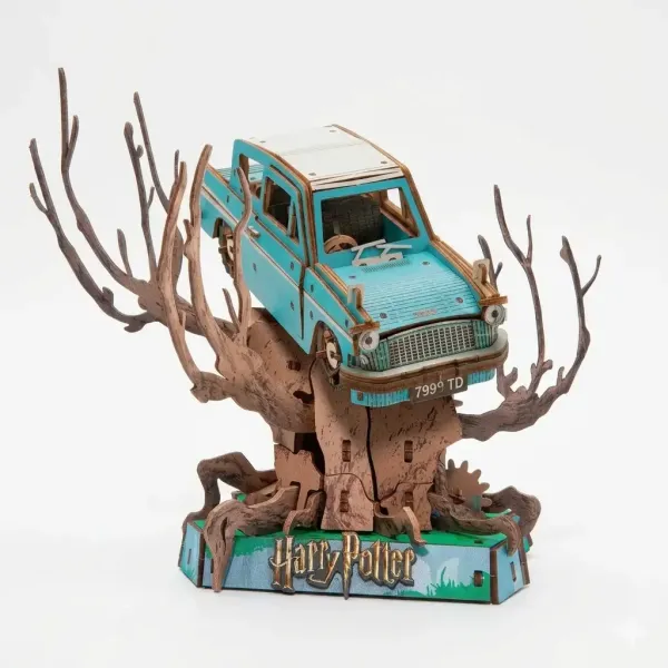 harry-potter-repulo-ford-anglia-furiafuz-3d-makett Harry Potter repülő Ford Anglia autó a Fúriafűz ágai között interaktív 3D fa makett