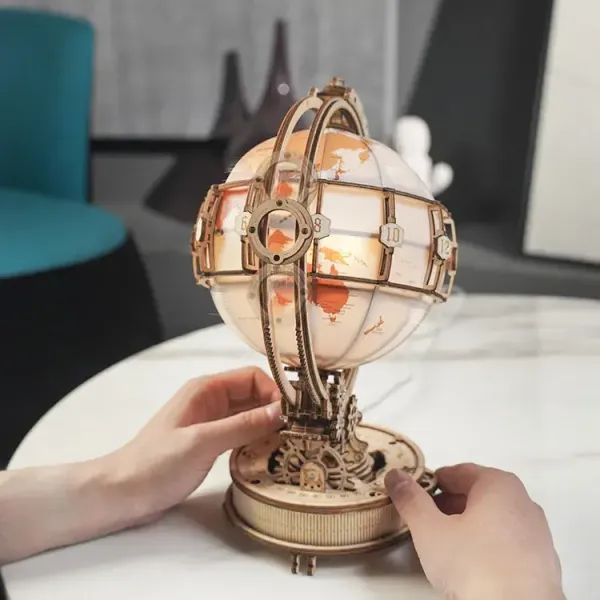 Globe4 Globe4